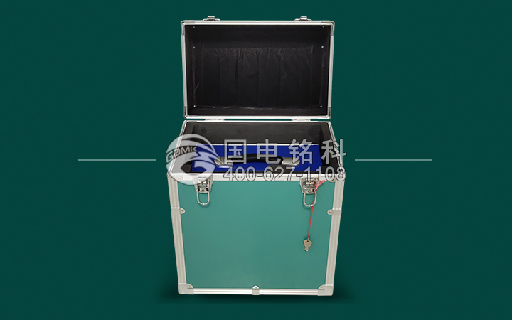 高強(qiáng)度鋁合金防護(hù)箱